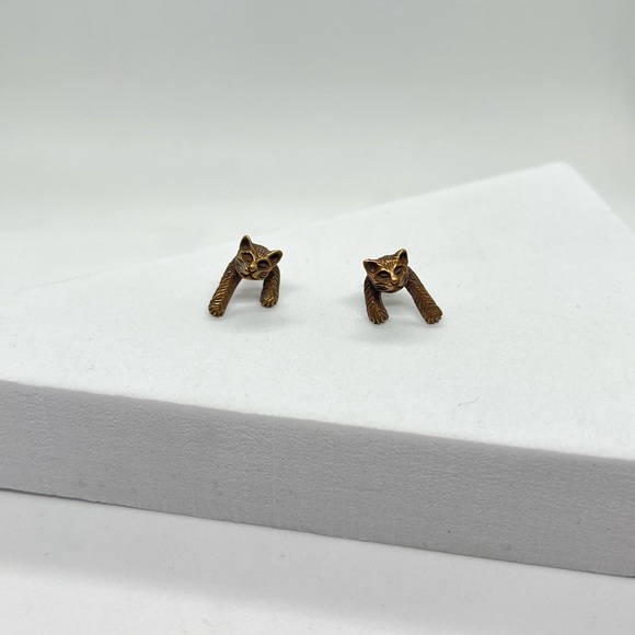 CUTE CAT Earring studs - Picture 2 of 5